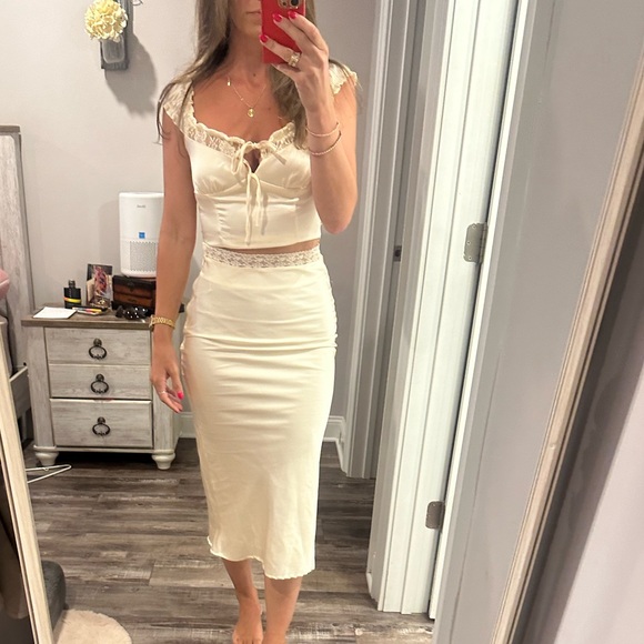 Dresses & Skirts - Satin top & skirt set